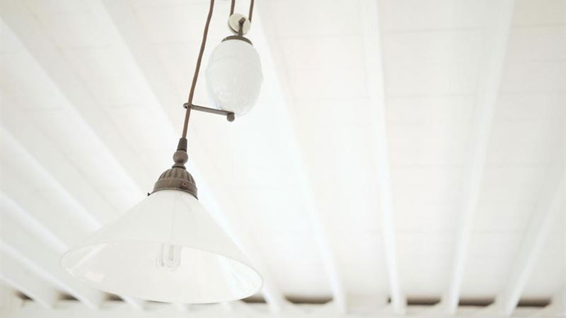 Creative Ideas for Decorating Your Kitchen with Stylish Hanging Lights