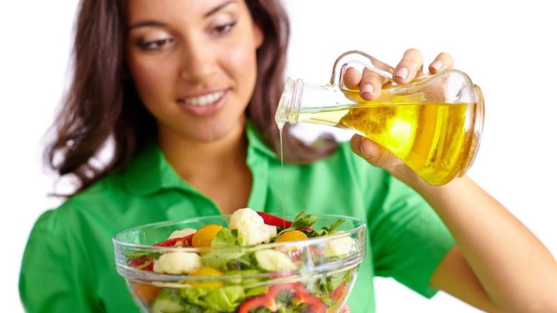 Enhancing Gut Health Through the Power of Digestive Enzymes and Probiotics