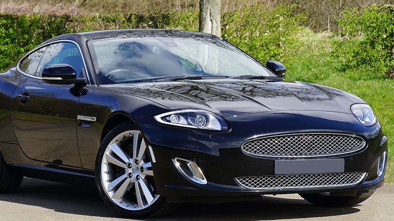 Comprehensive Overview of the Jaguar XK Series: Features, Performance, and Design