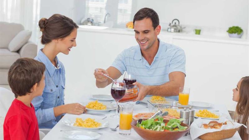 Effortless Dinner Solutions: 5 Quick and Tasty Meal Ideas for Busy Evenings