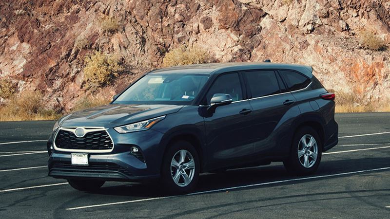 Comprehensive Guide to the 2019 Toyota Highlander: Features, Safety, and Trims