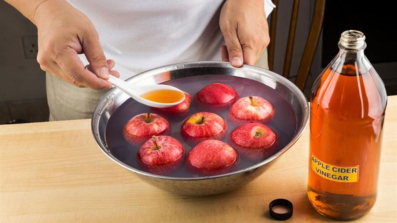 Comprehensive Guide to the Health Benefits and Risks of Apple Cider Vinegar Consumption