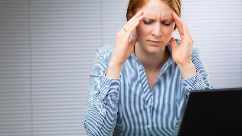 Comprehensive Guide to Recognizing and Managing Migraine Triggers