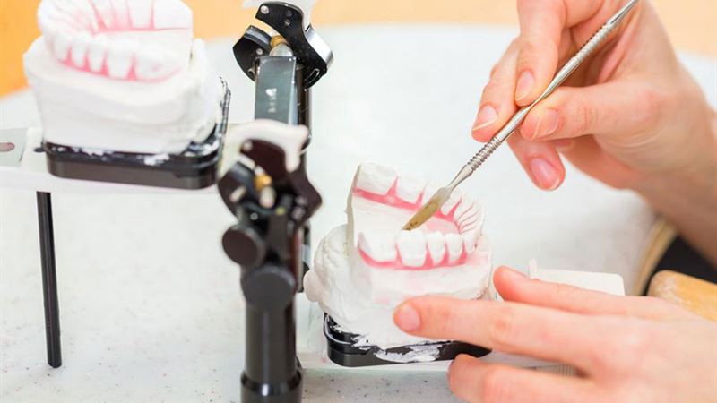 Comprehensive Guide to Lower Dentures: Recognizing When They Are Necessary
