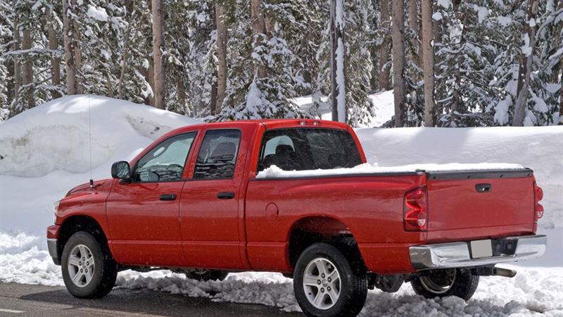 Comprehensive Guide to Tonneau Covers: Materials and Opening Mechanisms Explored