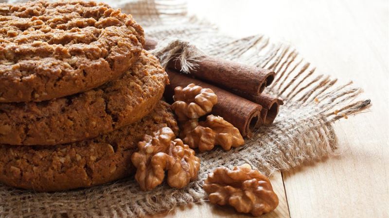 Comprehensive Dietary Guidelines for Managing ADHD: What to Eat and What to Avoid