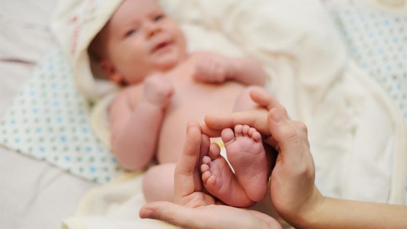 Essential Moisturizers for Your Baby's Sensitive and Delicate Skin: A Comprehensive Guide