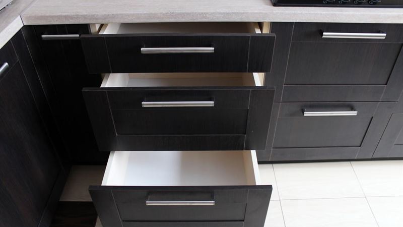 Comprehensive Guide to Choosing the Ideal Kitchen Cabinets for Your Space