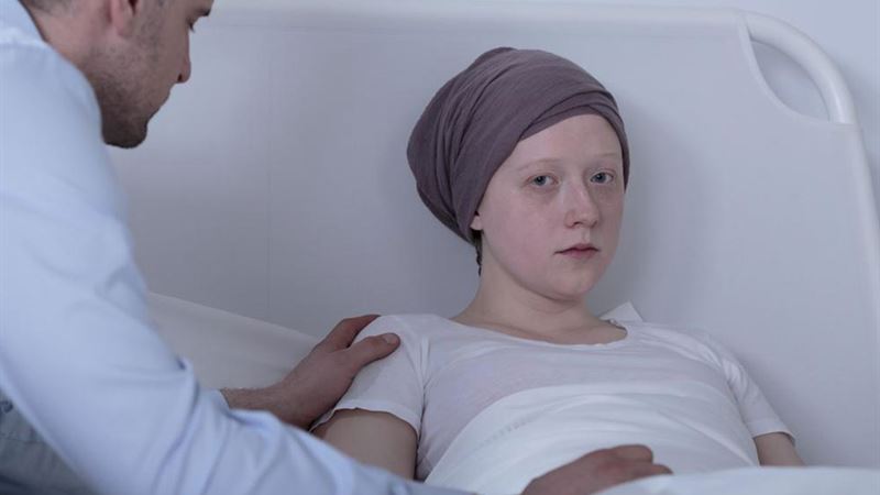 Comprehensive Guide to Leukemia: Symptoms, Risks, Diagnosis, and Treatment