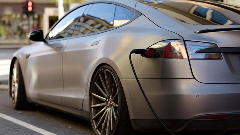 Leading Electric Vehicles Transforming the US Automotive Market