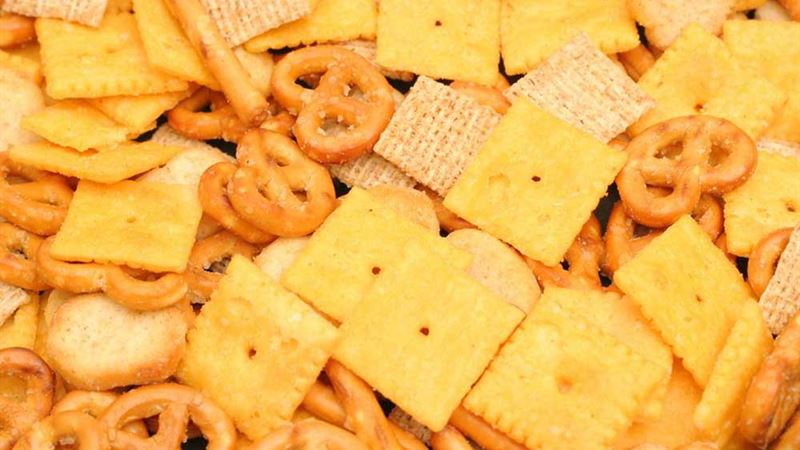Ultimate Oven-Roasted Chex Party Mix Recipe for Snack Lovers