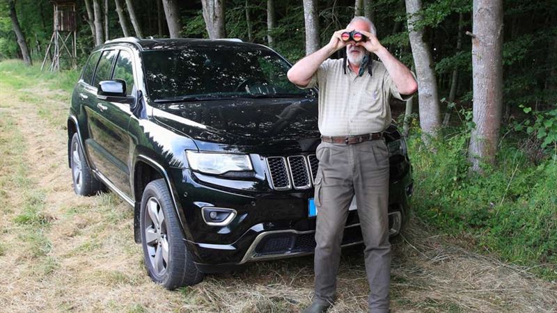 Comprehensive Review of the 2016 Jeep Grand Cherokee: Why It's a Smart Purchase