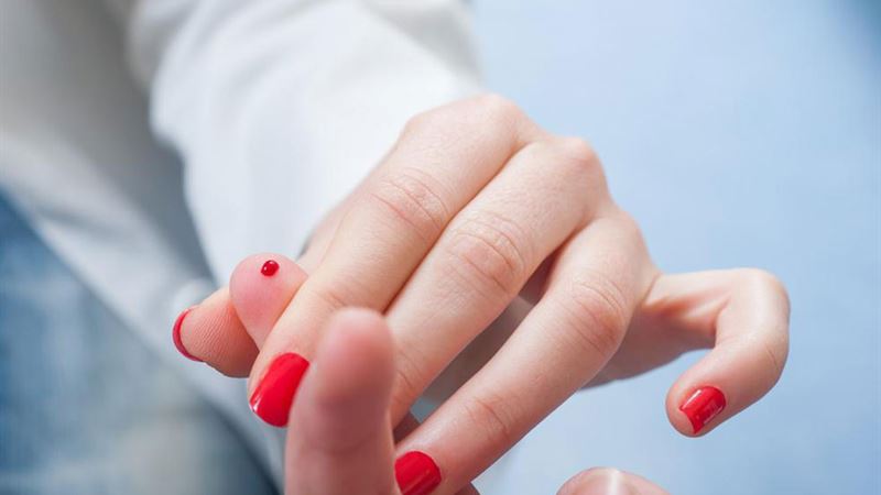 Comprehensive Guide to Leading Online Nail Technician Certification Programs