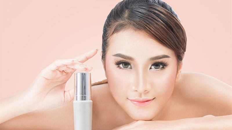 Effective Strategies and Natural Treatments to Combat Skin Aging and Maintain a Youthful Glow