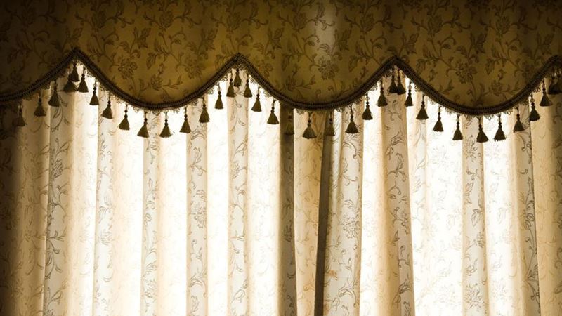 Mastering the Craft of Creating Elegant Swag Window Valances
