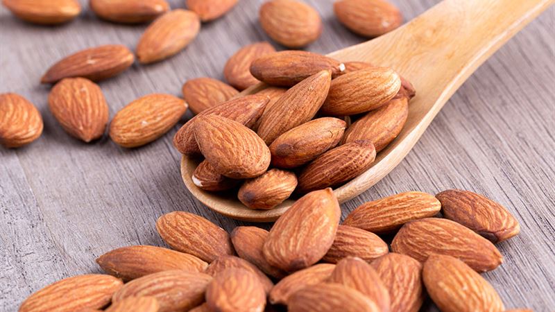 Comprehensive Nutritional Strategies to Combat Excessive Sweating