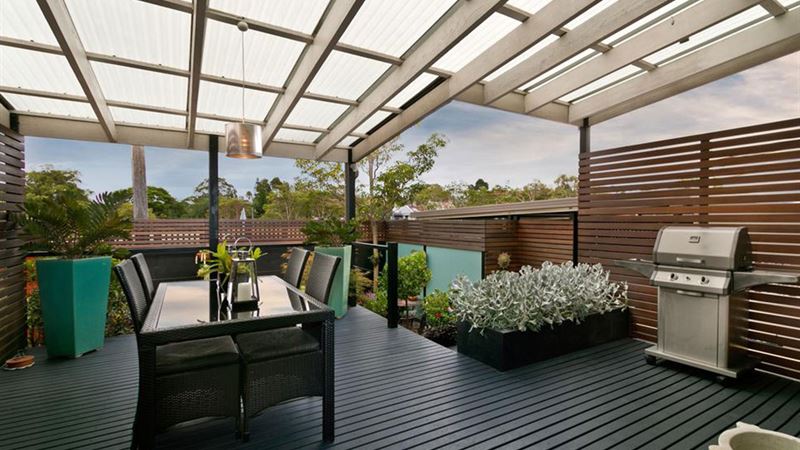 Essential Tips for Choosing the Perfect Outdoor Patio Furniture