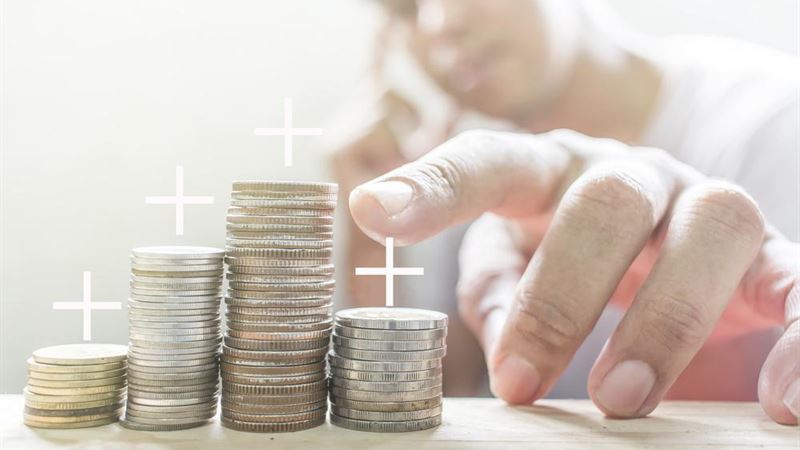 Effective Strategies for Building a Secure Financial Future While Maintaining Your Present Lifestyle