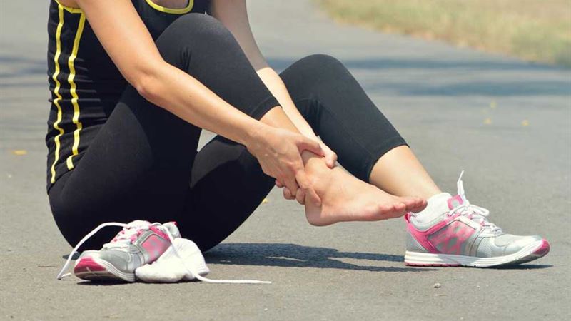 Comprehensive Strategies for Managing and Treating Foot Numbness