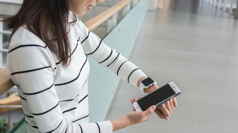 Essential Reasons to Invest in an Apple Watch for Modern Lifestyle Enhancement