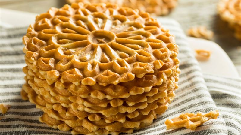 Ultimate Guide to Selecting the Perfect Pizzelle Maker for Your Kitchen