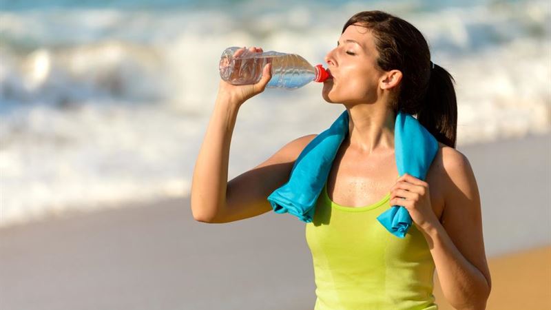 Essential Hydrating Beverages to Restore Electrolytes Post-Workout: Choose the Best Sports Drinks