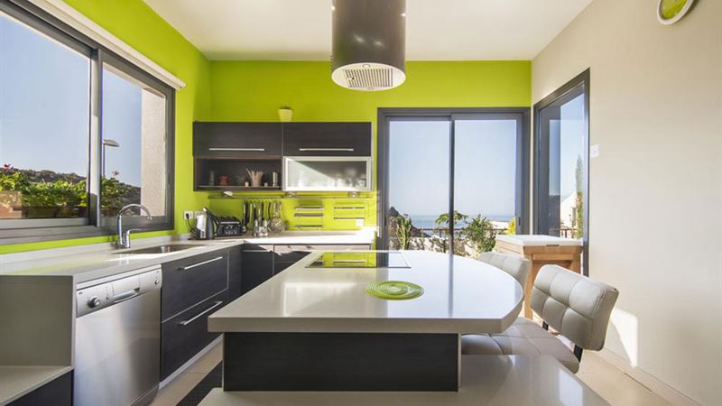 Choosing the Perfect Color Palette for Your Kitchen Renovation