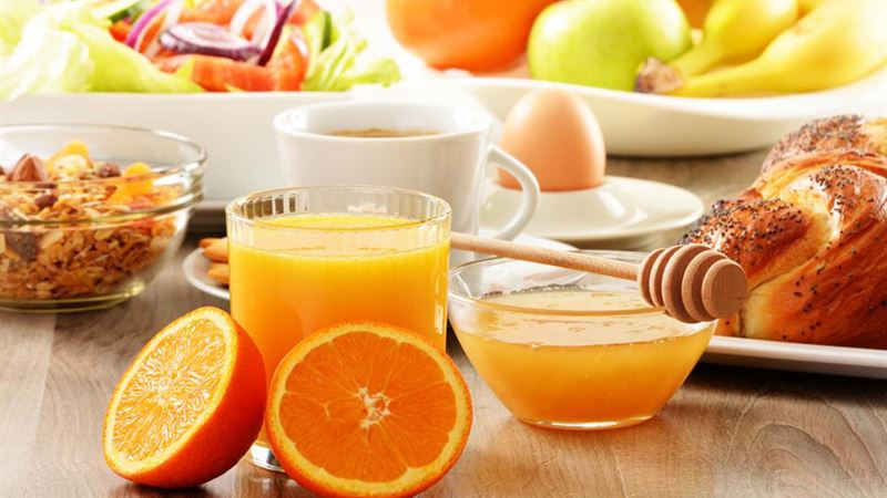 Essential Nutritional Choices for Support During Lung Cancer Treatment