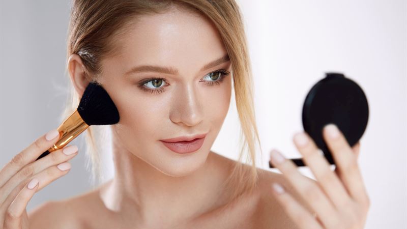 Comprehensive Guide to Choosing the Perfect Anti-Aging Foundation for Youthful Skin