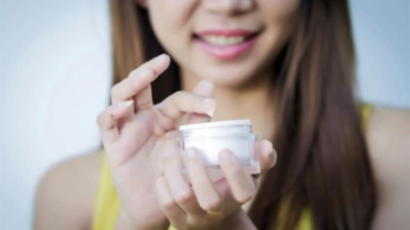 Comprehensive Guide to Choosing the Perfect Face Moisturizers for Dry Skin