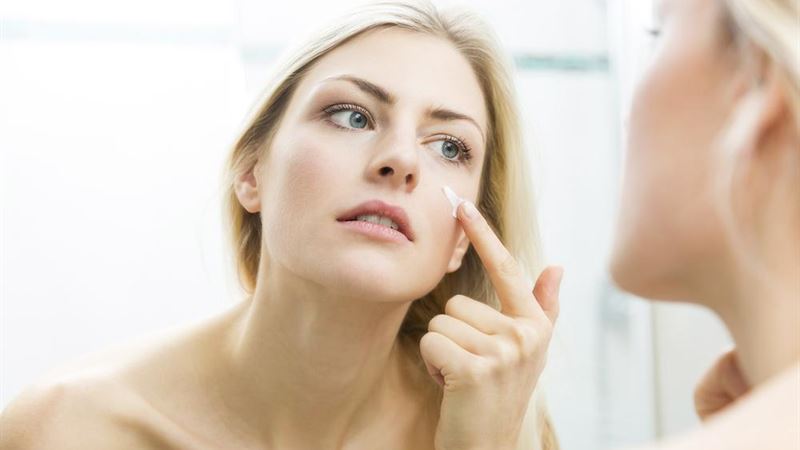 Essential Factors to Evaluate Before Choosing Age Spot Removal Treatments