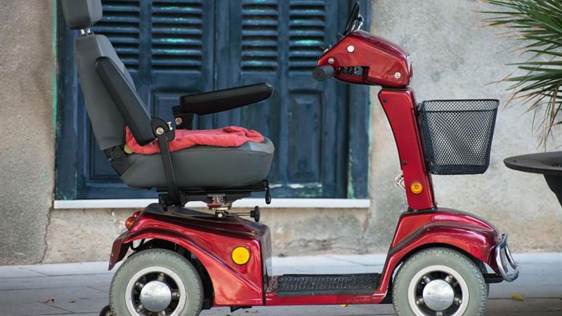 Comprehensive Guide to How Electric Wheelchairs Operate and Their Key Features