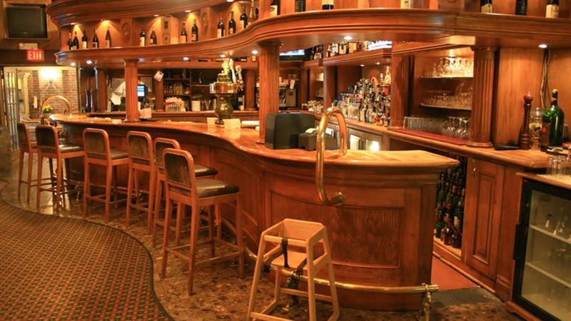 Enhancing Spaces with Stylish and Functional Bar Stools: A Complete Guide