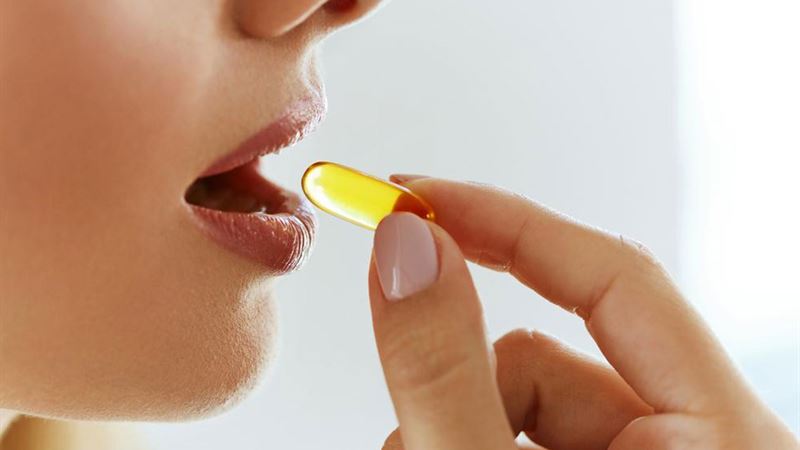 Comprehensive Guide to Essential Vitamins for Preventing Hair Thinning and Loss