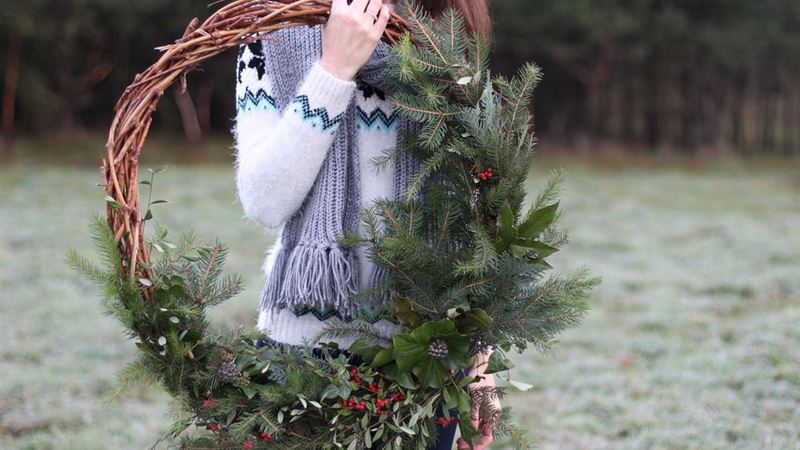 Comprehensive Guide to Selecting the Ideal Outdoor Christmas Wreaths