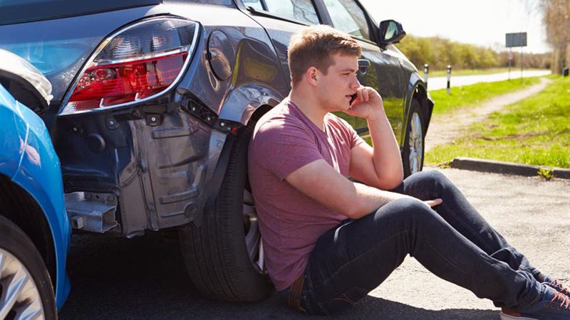 Essential Factors to Consider Before Engaging a Car Accident Attorney