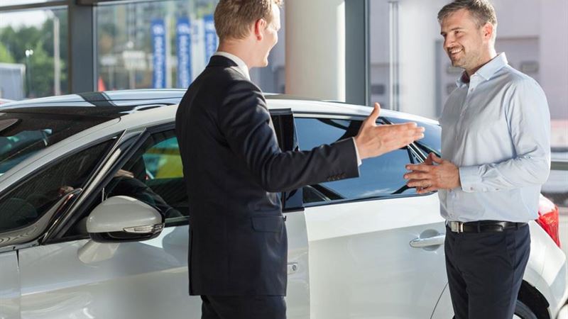 Comprehensive Guide to Purchasing a Pre-Owned Mercedes-Benz