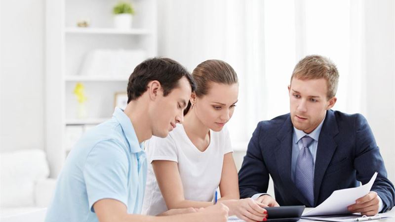 Comprehensive Guide to Purchasing Bank-Owned Real Estate: Essential Insights and Strategies