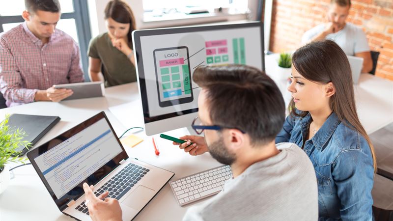 Choosing Android for Mobile App Development: Key Advantages and Insights