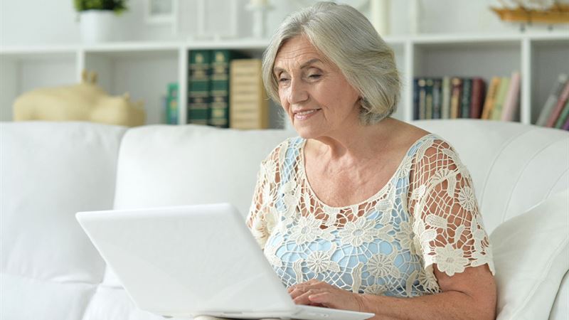 Comprehensive Guide to Selecting the Perfect Senior-Friendly Laptop