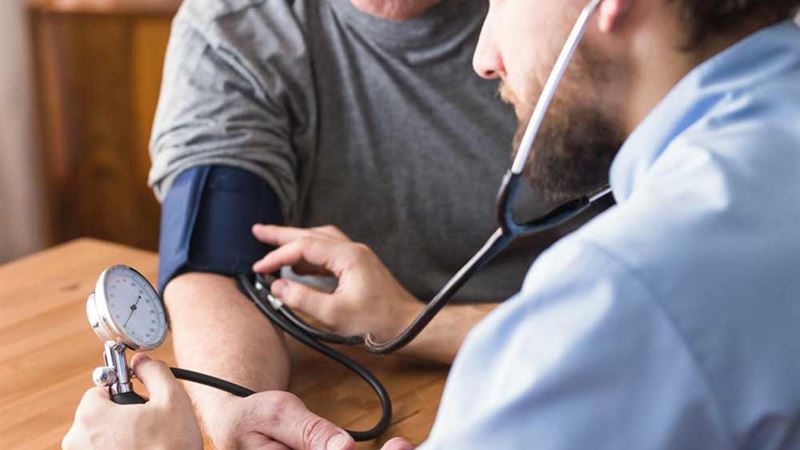 Recognizing the Key Indicators of High Blood Pressure and When to Seek Medical Attention