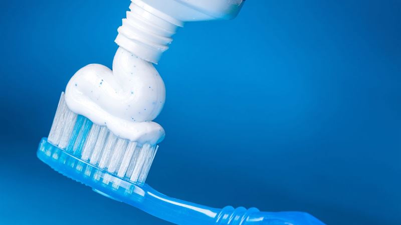 Top 5 Budget-Friendly Toothpastes for Sensitive Teeth with Whitening Benefits