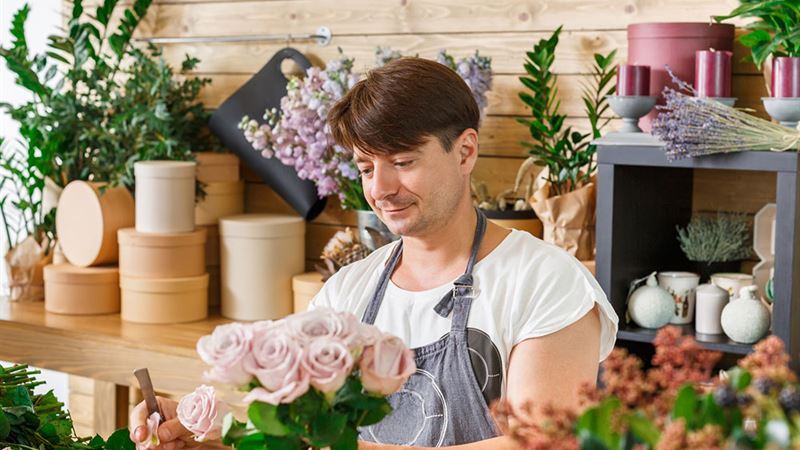 Four Perfect Moments to Opt for Flower Delivery Services