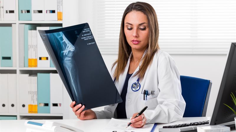 Understanding Knee Pain: When to Seek Orthopedic Care