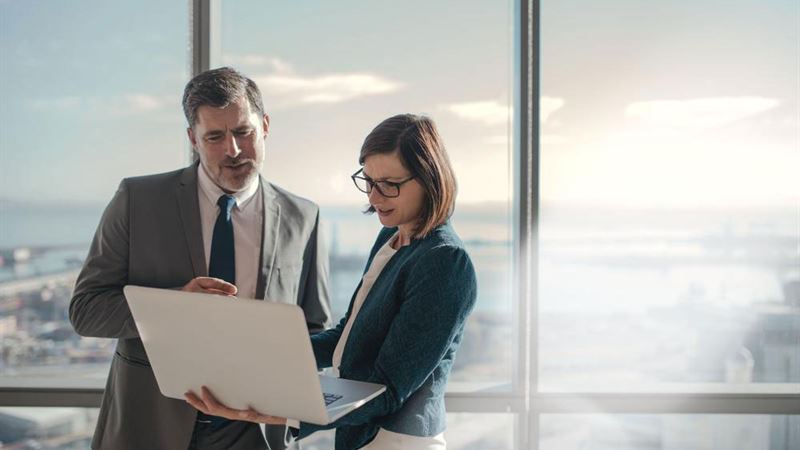 Comprehensive Overview of the MacBook Air: Features, Performance, and Suitability