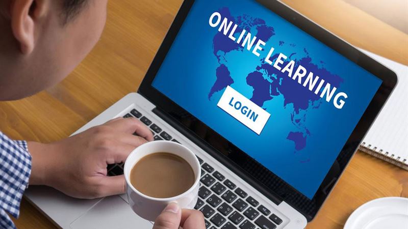 Essential Insights Before Enrolling in an Accredited Online Degree Program