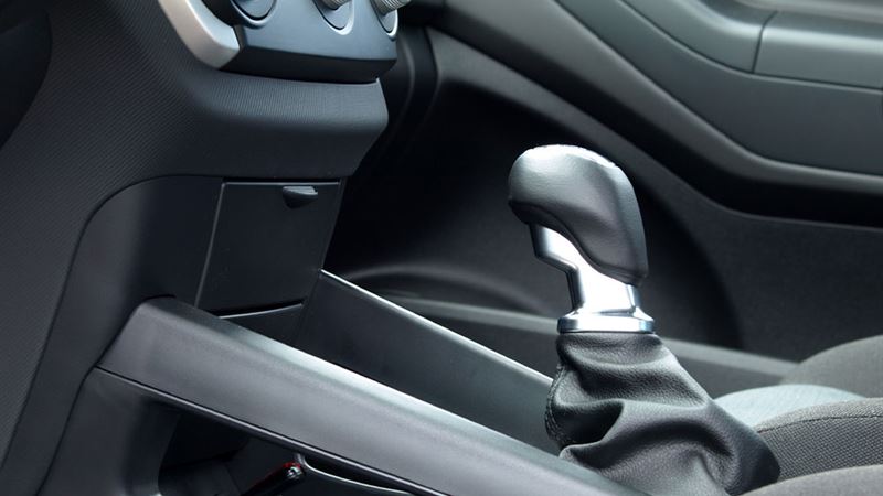 Comprehensive Guide to Buying a Used Hyundai Elantra: Key Features and Expert Tips