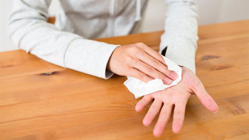 Effective Strategies to Manage Excessive Sweaty Hands Naturally and Medically
