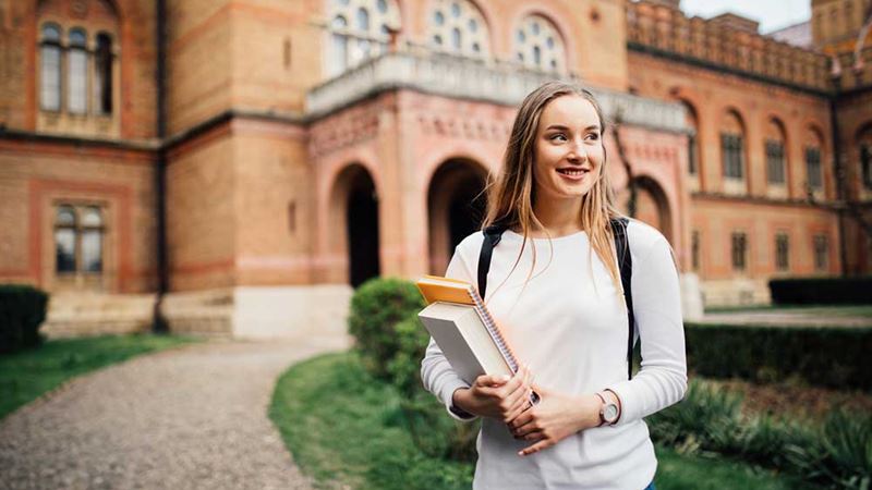 Comprehensive Guide to Premier Online AI Courses and Advanced Masters Programs