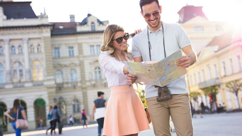 Comprehensive Guide to Launching a Successful City & Local Tour Guiding Business